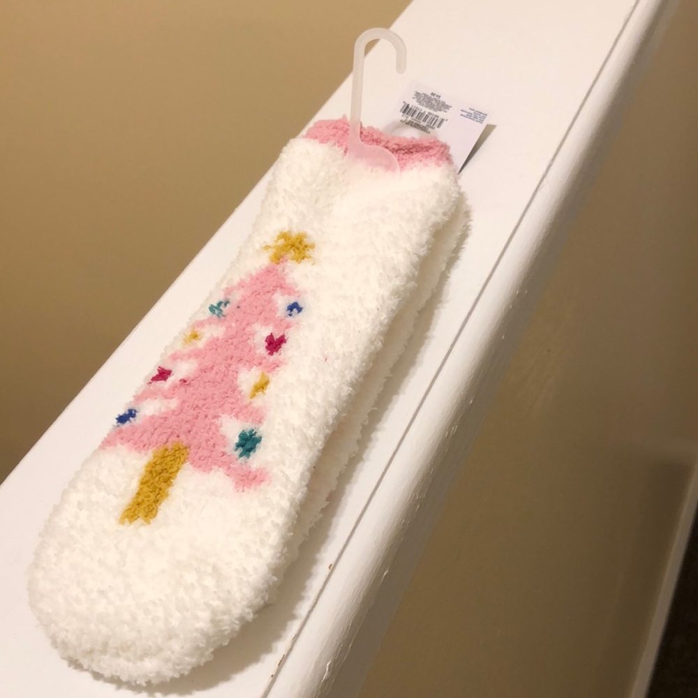 Kids pink and white holiday socks